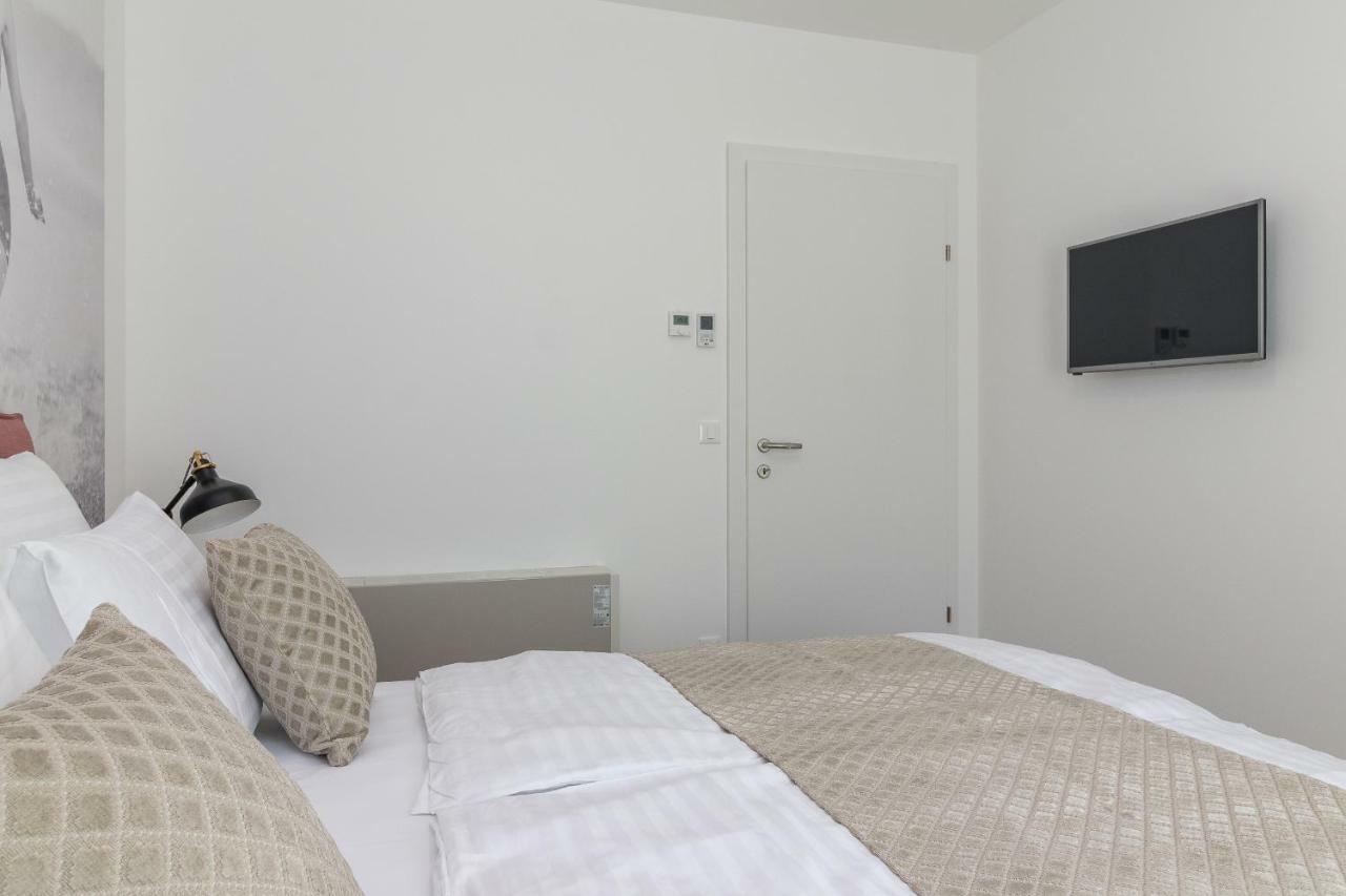 Luxury Apartments Magali 1 Rovinj Exterior photo